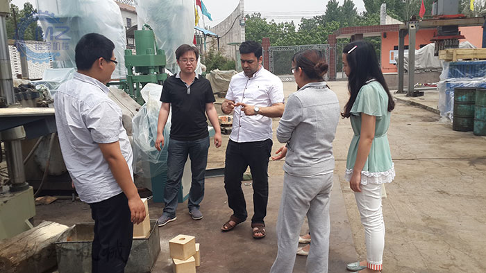 ������ţ�����}Һ���C