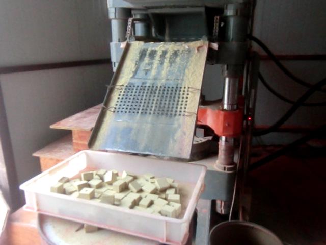 ��h�͑������^�~�D���K�C���a�F��