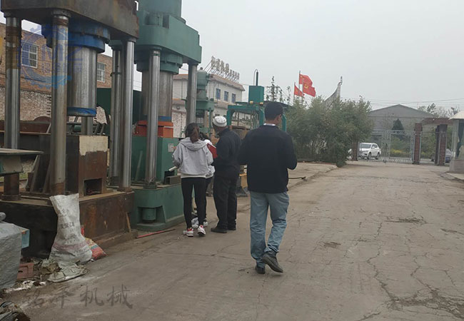 ���ް����ȁ��͑���LӆُҺ���u�C